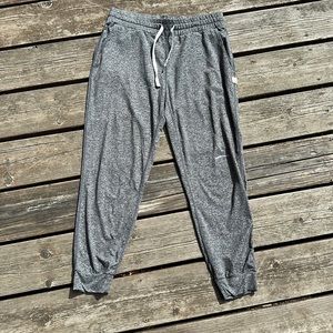 Comfy Vuori joggers